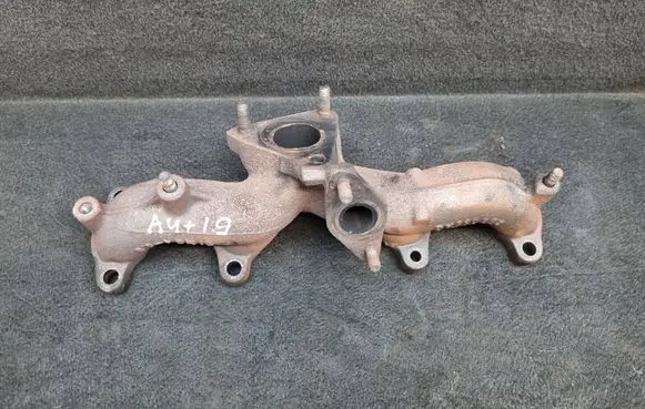 Audi A4 S4 B5 8D Exhaust manifold 028253033AG 028253031AJ 038253031N