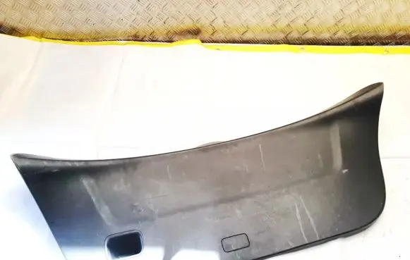 Toyota Yaris Other trunk/boot trim element 677650d010 67765-0d010