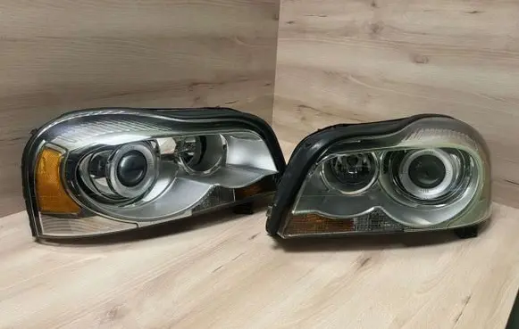 Volvo XC90 Headlight/headlamp 31111846 89902055