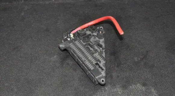 BMW 5 E60 E61 Fuse box set 6906619