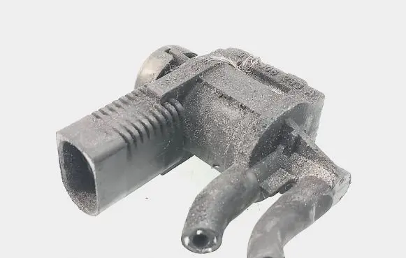 Volkswagen Touran I Turbo solenoid valve 1K0906283A