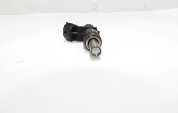 Mini Cooper Countryman R60 Fuel injector V75281768007