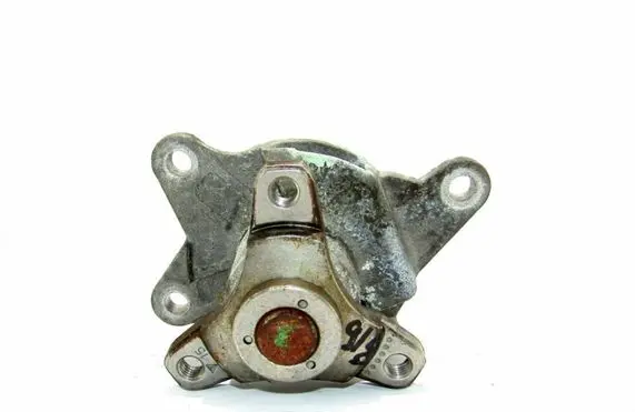 Nissan X-Trail T32 Water pump 210108796R