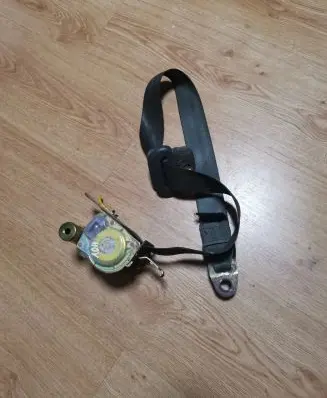 Hyundai Santa Fe Front seatbelt 045259