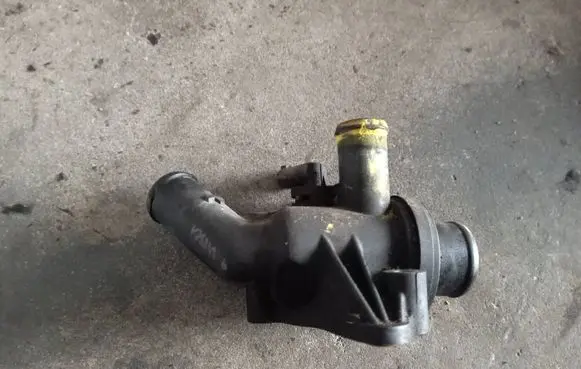 Mercedes-Benz A W168 Thermostat a0005425116 a6662030275