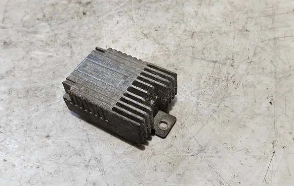 Mercedes-Benz A W168 Coolant fan relay A0275458032