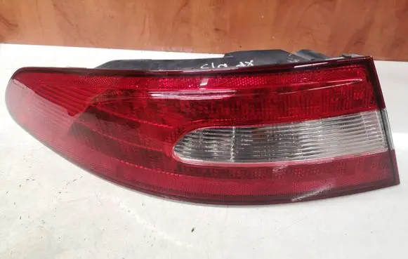 Jaguar XF X250 Rear/tail lights 8X2313405BD 2VP23804703 239303