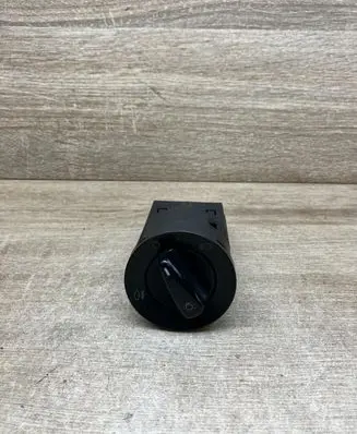 Volkswagen Golf IV Light switch TC41C0941531