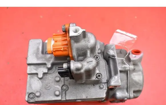 Renault Zoe Air conditioning (A/C) compressor (pump) 926005749R