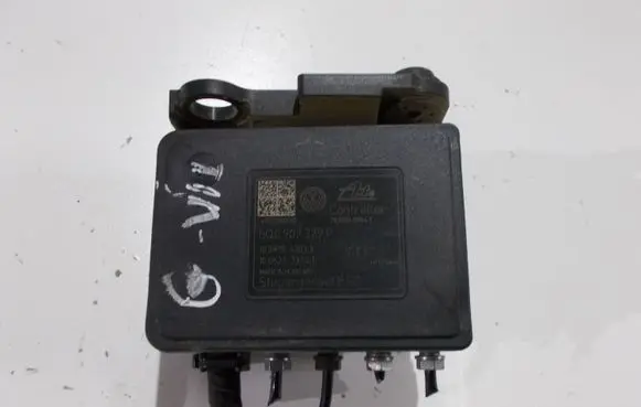 Volkswagen Golf VII ABS Pump 5Q0907379P