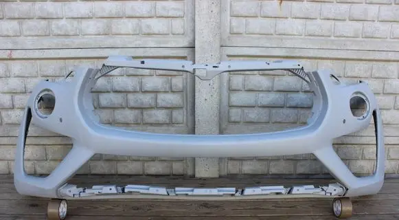 Maserati Levante Front bumper 670118509 670119704