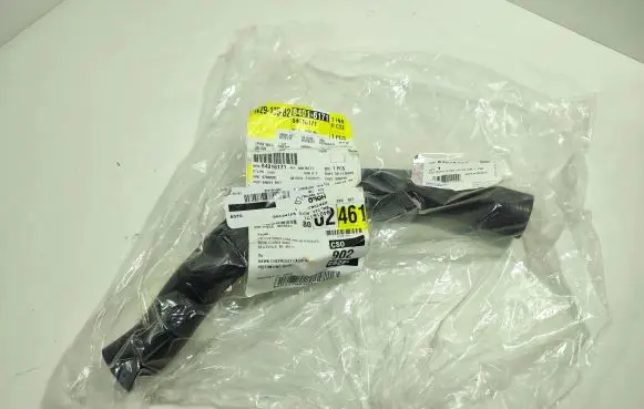 Chevrolet Camaro Engine coolant pipe/hose 84016171