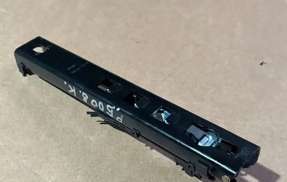 Peugeot 5008 II Seat belt adjustment rail 34002070B 18349