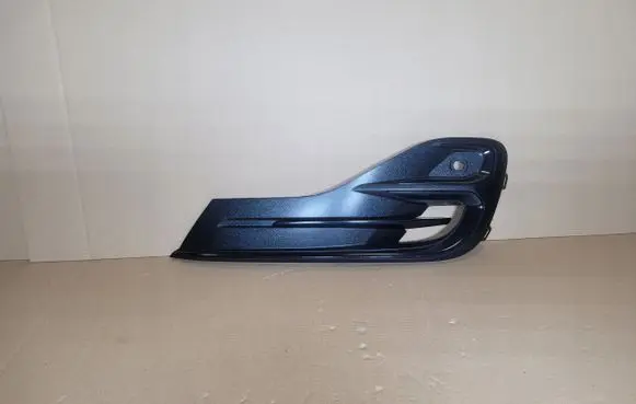 Ford Focus Front bumper lower grill NX7B15A299B
