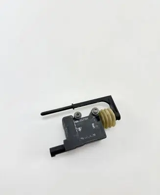 Porsche Boxster 986 Fuel tank cap lock 99662411300
