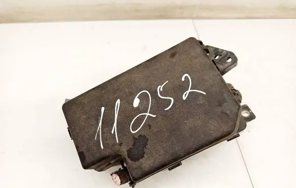 Toyota RAV 4 (XA30) Fuse box set 