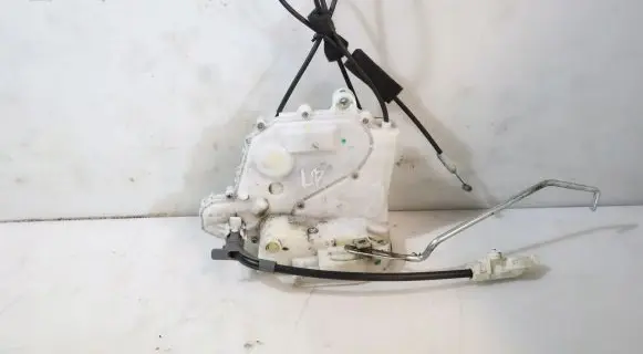 Honda Jazz Front door lock