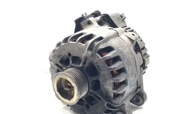 Citroen C4 II Picasso Generator/alternator 9826549680