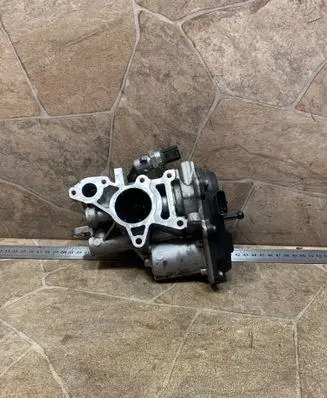 Mercedes-Benz E W213 EGR valve A6541400060