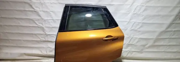 Renault Captur Rear door