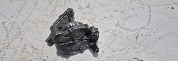 Volkswagen Multivan T4 Vacuum pump 074145100A
