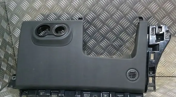 Maserati Levante Dashboard 670043350