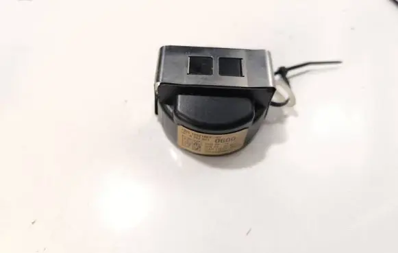 Mercedes-Benz E C207 W207 Rain sensor A2079010600 21354845 1002160302