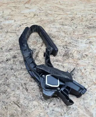 Mercedes-Benz CLK A209 C209 Accelerator throttle pedal A2113000404