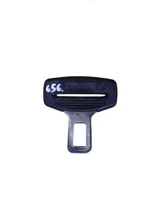 Volkswagen Golf IV Front seatbelt 1H0857737