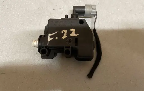 BMW 2 F22 F23 Fuel tank cap lock 7270792