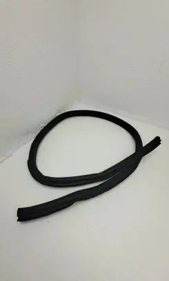 Bentley Continental Front door rubber seal 3SD831721