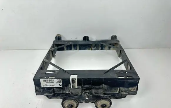 BMW 7 F01 F02 F03 F04 Radiator mount bracket 7572543