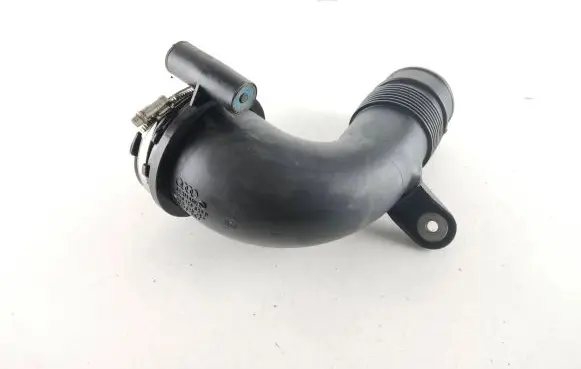 Air intake hose/pipe