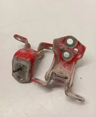 Rear door hinge set