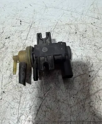 Volkswagen Golf VI Turbo solenoid valve 1K0906627B 4011464A 301033387