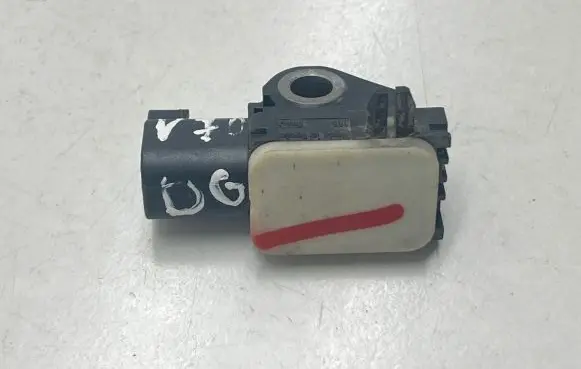 Volvo V70 Airbag deployment crash/impact sensor 31264395