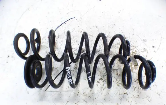 Volkswagen PASSAT B8 Rear coil spring 3Q0511115AJ
