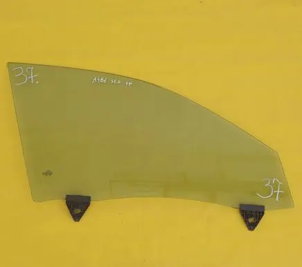 Audi A4 S4 B6 8E 8H Front door window glass four-door