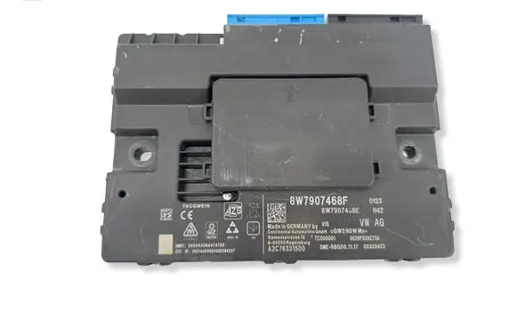 Audi A4 S4 B9 8W Gateway control module 8W7907468F