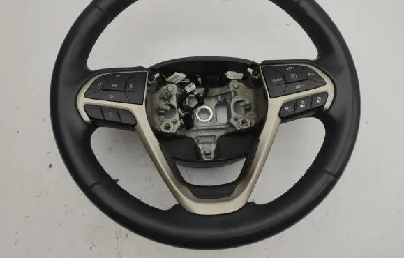 Jeep Cherokee Steering wheel P1UU352X9AH