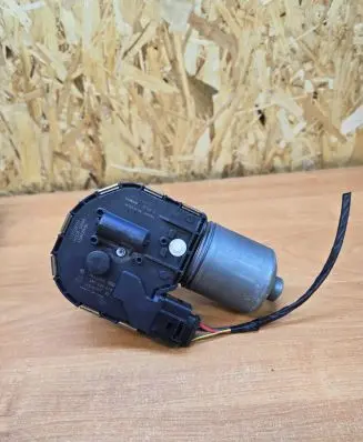 Volvo S60 Front wiper linkage and motor 1397220678 1130307877