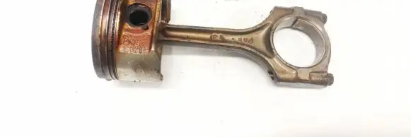 Honda Accord Piston with connecting rod