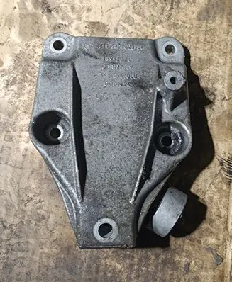 BMW 7 F01 F02 F03 F04 Engine mounting bracket 2211677762304 22116777623 6777623