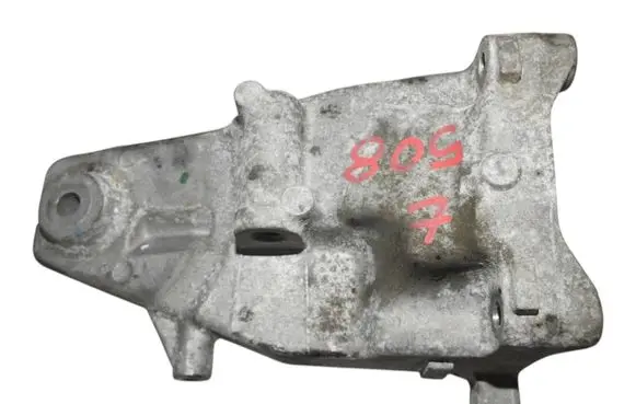 Mercedes-Benz C W205 Engine mounting bracket A2642231900