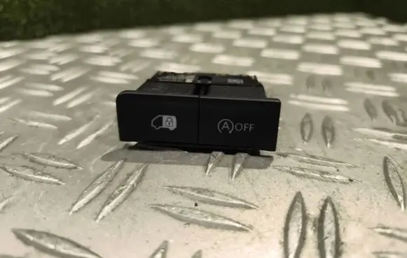 Other switches/knobs/shifts