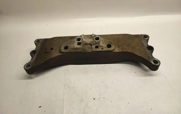 Chevrolet Camaro Gearbox mounting bracket 92200274