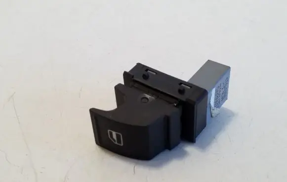Volkswagen Golf Plus Electric window control switch 7L69598558