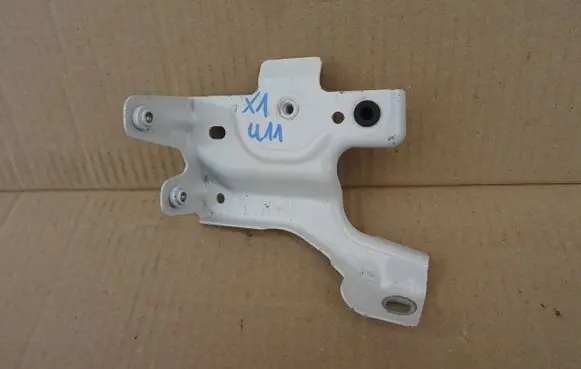 BMW X1 U11 Fender mounting bracket 9883401