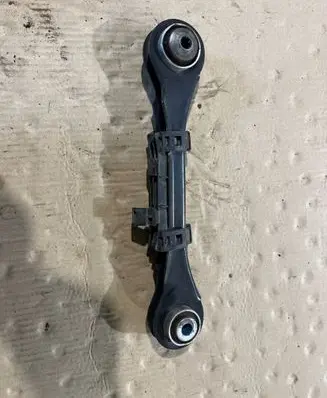 BMW 1 F20 F21 Rear upper control arm/wishbone 6792519