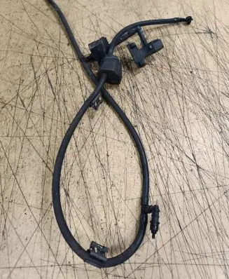 Mercedes-Benz ML W164 Windshield washer fluid hose A1648601147
